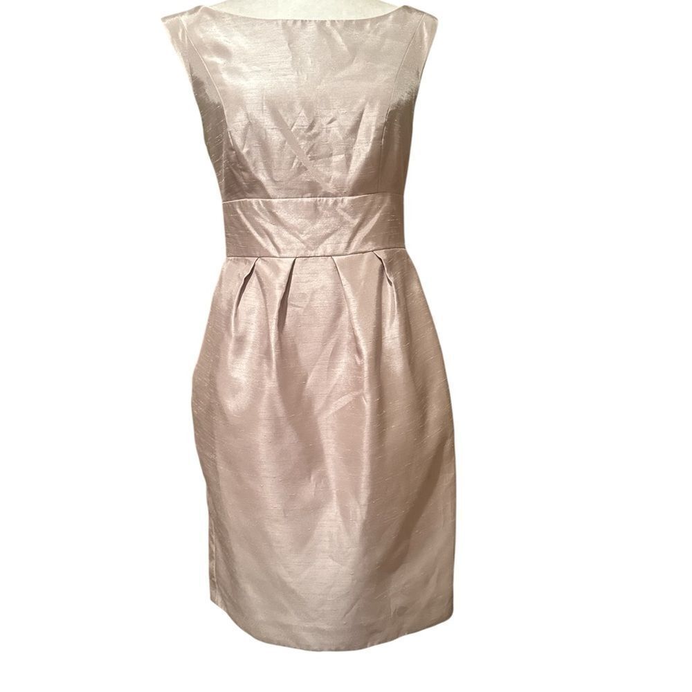 Jenny Yoo Elegant Sleeveless Dress Size 8 Mini Length Gold Satin Pockets